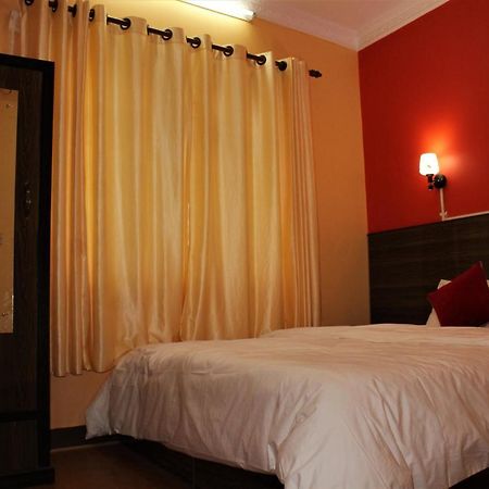 Vista City Hostel Катманду Екстер'єр фото